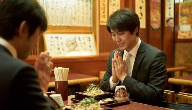 為什麼日本人吃飯不打包，這8個日本餐桌禮儀，你知道多少呢？-圖3
