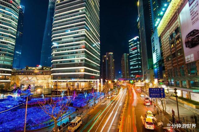 「上海市」我国唯一没有“夜市”的城市，游客吐槽没人情味，你知道是哪里吗