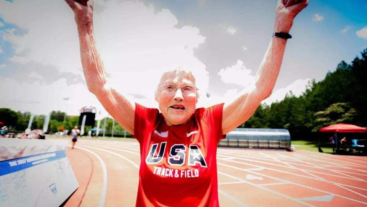 阿尔茨海默病|美国老年痴呆测试题：图中骷髅里有一只幽灵，你能否在10秒内找到