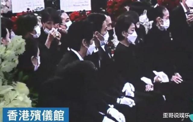 赌王|何猷君抱儿子送赌王，一小细节暴露何广燊家庭地位，无人敢怠慢！
