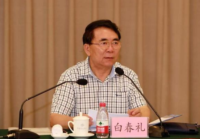 asml|彻底乱套了!台积电、ASML纷纷发声,这结果中科院也没料到