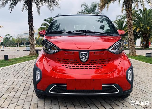 宝骏e100：9.9元试驾\小精灵\E100，能遮风挡雨，开100KM才6块，想换车了