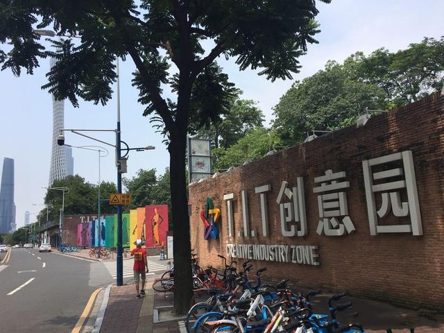 微信|一片不起眼的民房，如果不是当地人提醒，没人敢相信它是微信总部