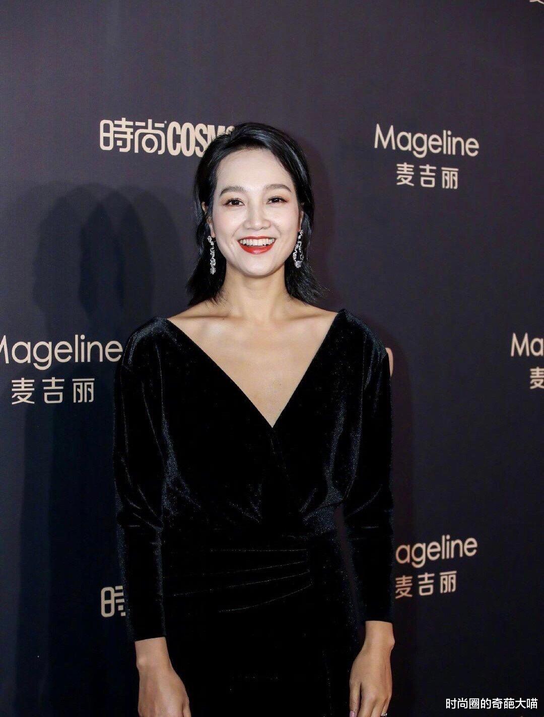 #小S#吴倩产后素颜也靓丽，透白无暇不似快奔三的人，难怪拍戏都不化妆