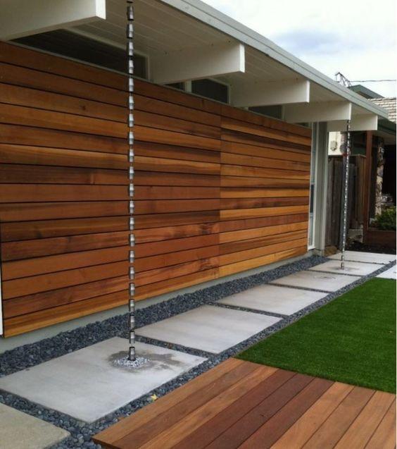 『』国外的房顶排水设计太好看了吧、几颗石头一条铁链，越流水越高级