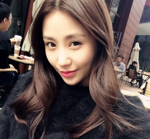 吴启华|结婚7年败光丈夫10亿,为了钱卖掉亲生女儿,后来变成这样