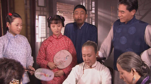 谢兰|他为了老婆不生娃!为照顾岳父岳母息影退圈,50岁老来得子笑开花