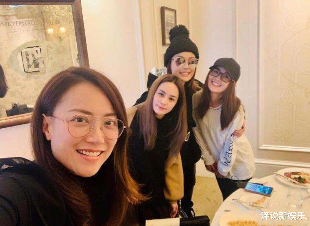 阿娇|面对阿娇二次手术，蔡卓妍与周扬青举动引热议，网友: 遇见真情