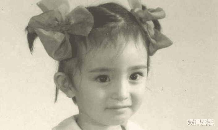 黄晓明|看老照片猜明星！赌你一个都猜不中， 网友：黄晓明到底经历了什么？