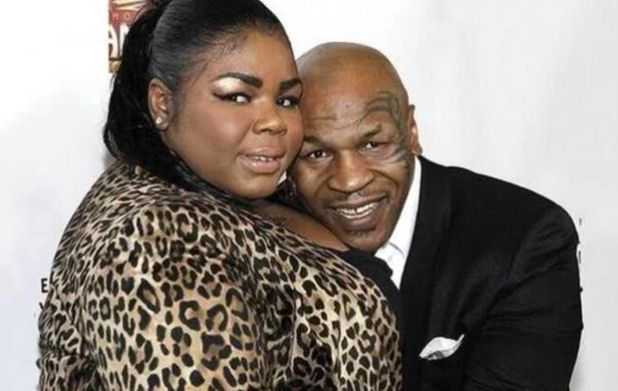 「易建联」泰森共有俩女儿,大女儿嫁妆一千万没人娶,二女儿却被抢破头