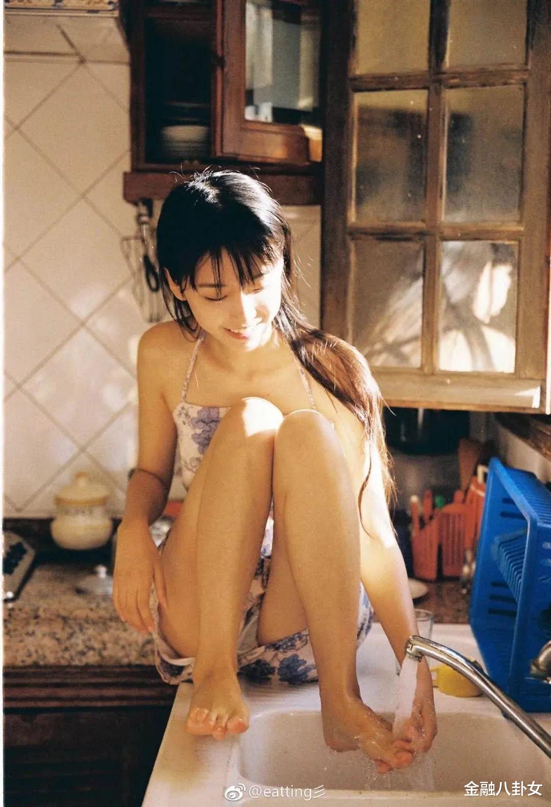 金融八卦女|为什么有人恨着林有有，又学着茶艺妆？