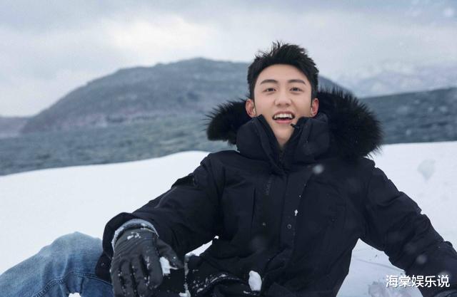 #黄景瑜#黄景瑜被曝曾因劈腿女星而染病，热巴也去医院检查身体，面色憔悴