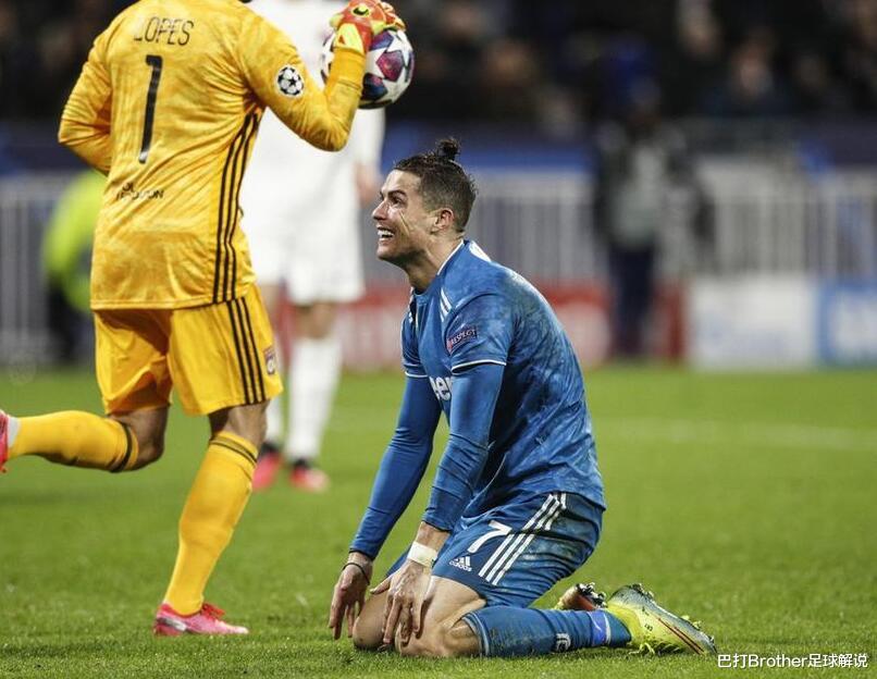 『C罗』啥判定?C罗晒照引误会遭微博官方删除,成功不易用双脚书写荣誉