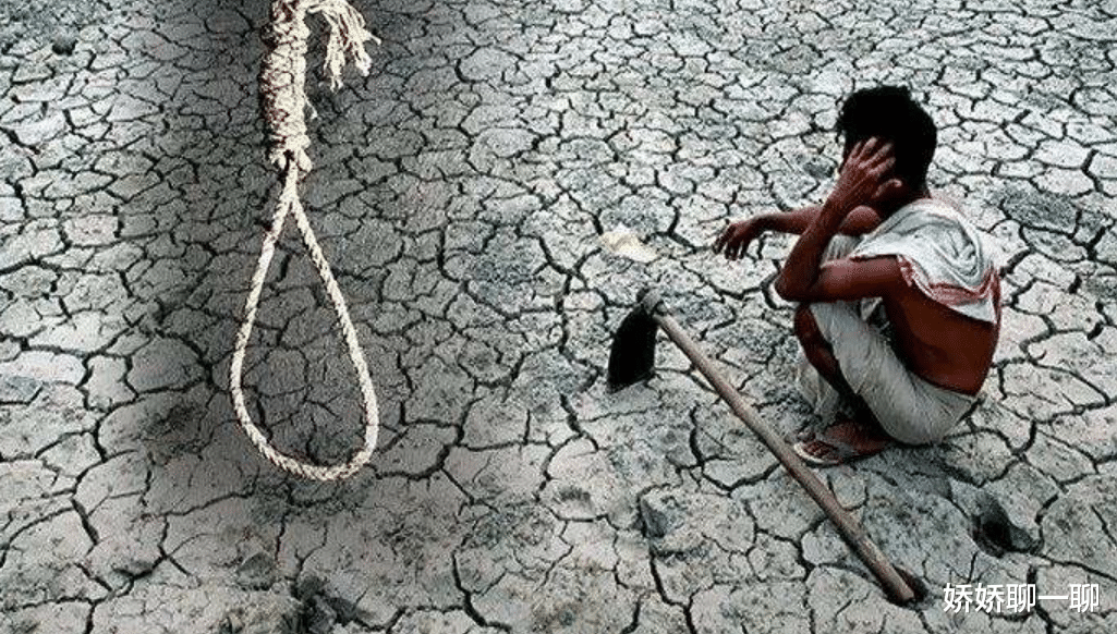 「印度」父母全吊死在吊扇上，9个月大儿子可怜的在吊着妈妈尸体的房间玩耍