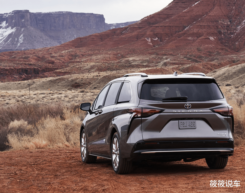 丰田sienna|丰田再亮“王炸”，比本田奥德赛酷炫，长超5米配七座，搭V6引擎