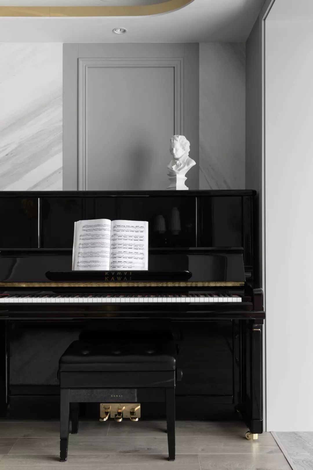 120㎡现代轻奢，华丽精致，端庄气质