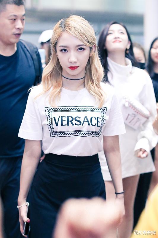 孟美岐|“火箭少女”解散在即，c位出道的孟美岐已经找到了“靠山”！