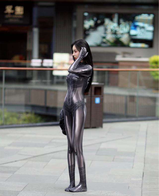 小姐姐|成都太古里虽然是“网红聚集地”,为什么大部分人的身材都很好?