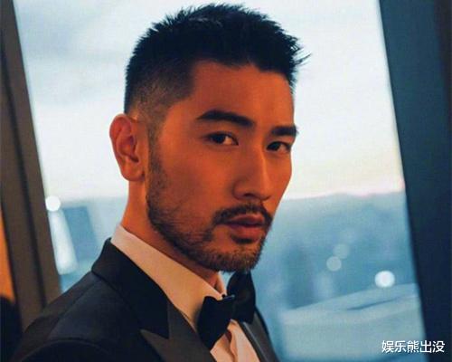 奔跑吧兄弟|《奔跑吧》的恐怖箱环节,看出节目组不敢玩了,不然是要出大事的