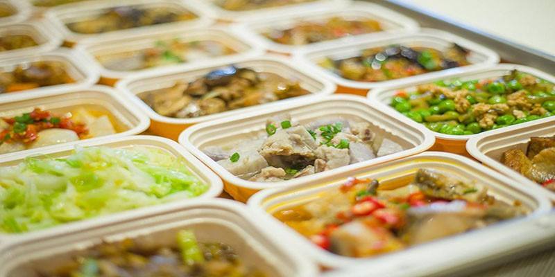 「顺丰速运」顺丰正式杀入外卖领域，推出“丰食”平台入局团餐市场