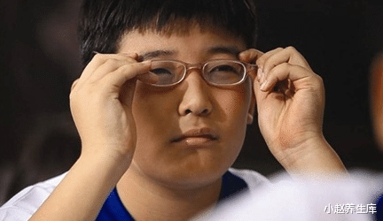 睡眠质量：血糖升高，身体会发出4个信号，降血糖：饮二水，补三物，动四处