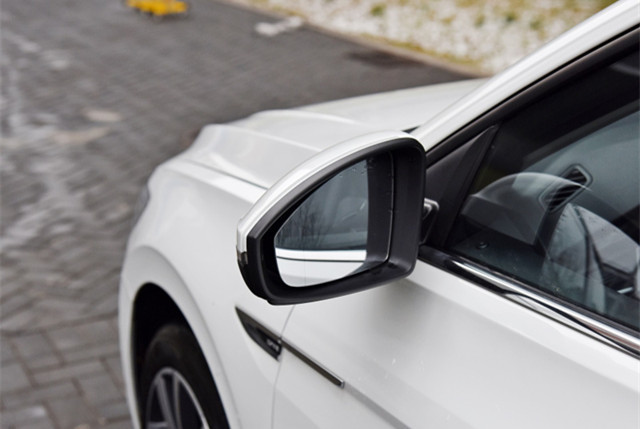 大众宝来|又一合资爆发了！从9.88万下探至6.88万，30天狂甩26678辆