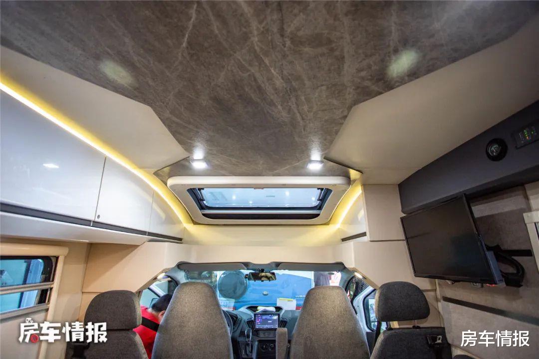 b级车■宇通发布全新福特房车！车高仅2米6配2.0T汽油+6AT，代步也能开