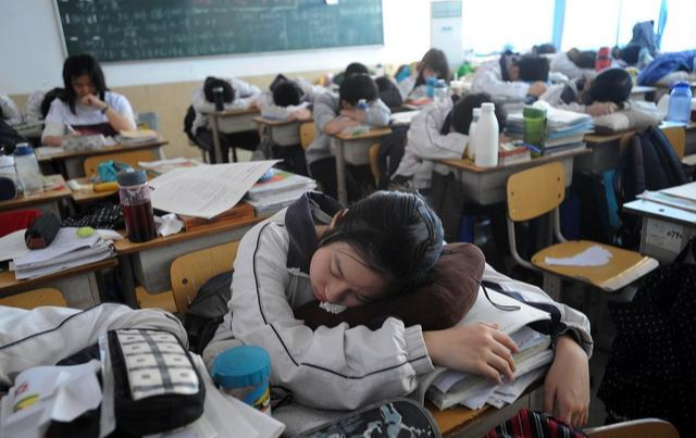 「教育部」教育部最新通知,“2个取消1个取代”,彻底堵住升学捷径的大门