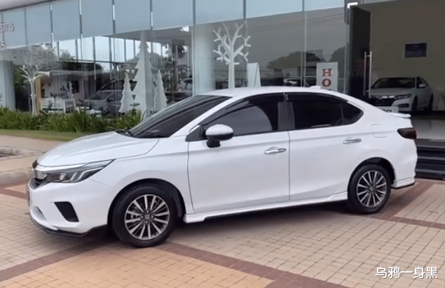 思域@全新“锋范”到店,比雅阁帅气,惊艳夸张,堪比思域Type R!