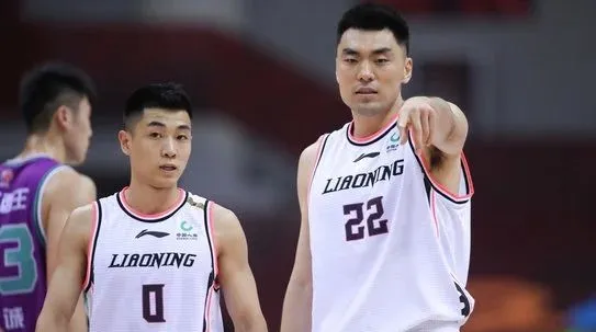 赵继伟|两年啊!NBA跪求的中国第一控卫终于爆发!他真被郭艾伦耽误了