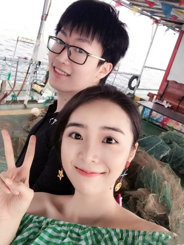 余霜|“余霜管泽元分手”上热搜,没想到却引来了三圈混战!