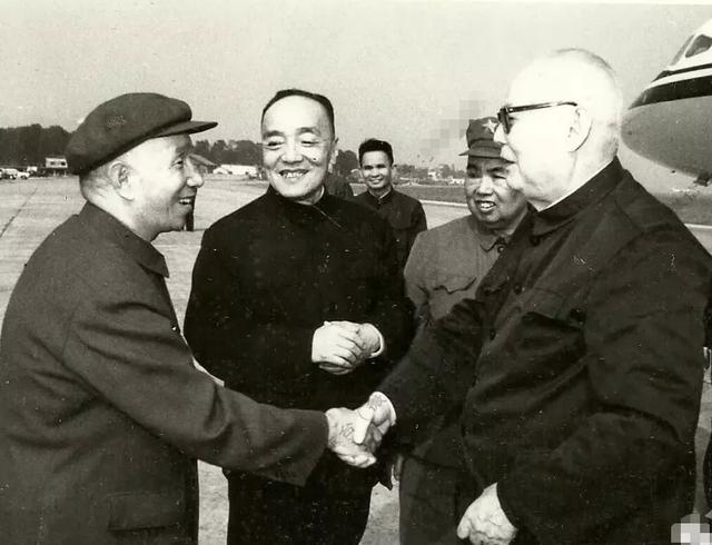 粟裕大将|55年授衔前，粟裕已经指挥过3位大将26位上将，他们都是谁？