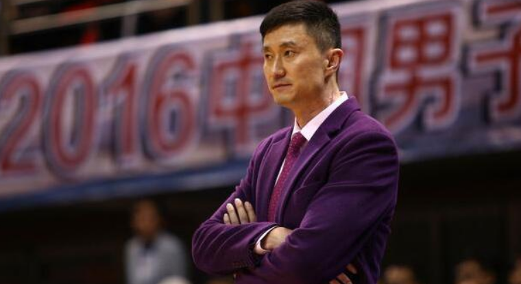 「广东男篮」开赛在即,主帅受伤,宏远还有胜算?