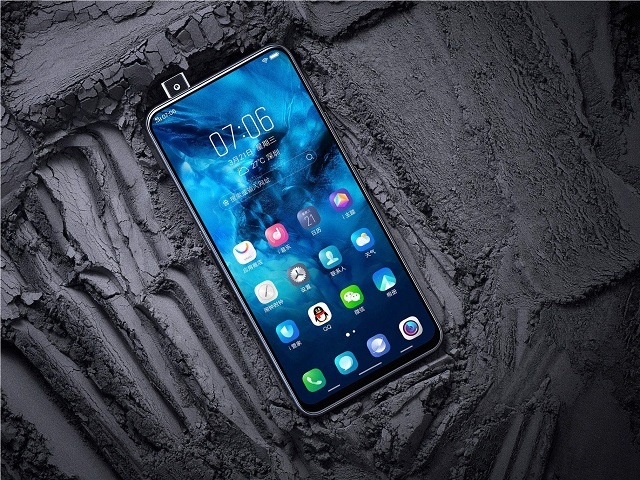 全面屏|花样百出的手机全面屏，你真的喜欢吗