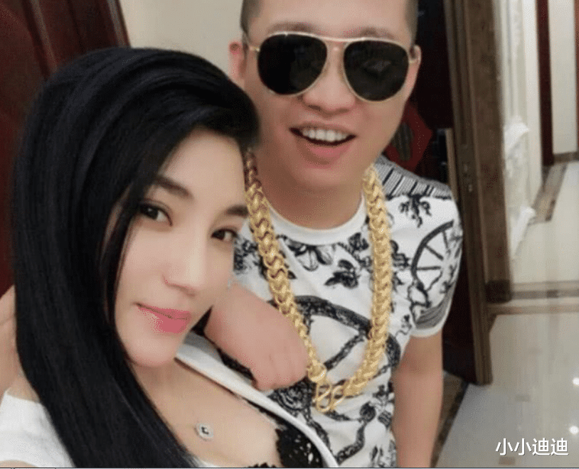 散打|?曾经快手的六大扛把子，四个被封杀，只有他成为网红，身价过亿。