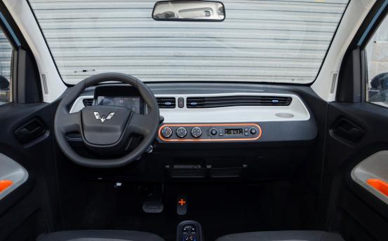 |适合月薪三四千、还是不婚族的几款车，0油耗又好开，最低3万起