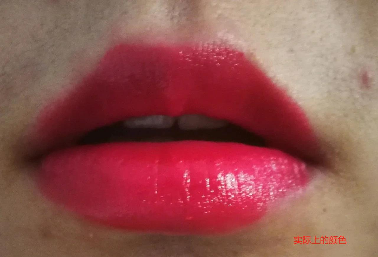 「口红」黄黑皮“踩雷”的网红色号，再火也别买，涂上显黑还土气