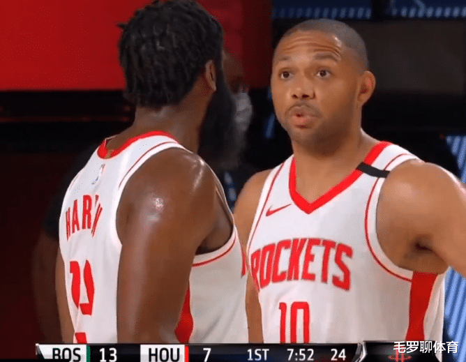 火箭队|2米31高塔打爆火箭5个小矮人,防守者到他腰,3分钟轰6+3威登没辙