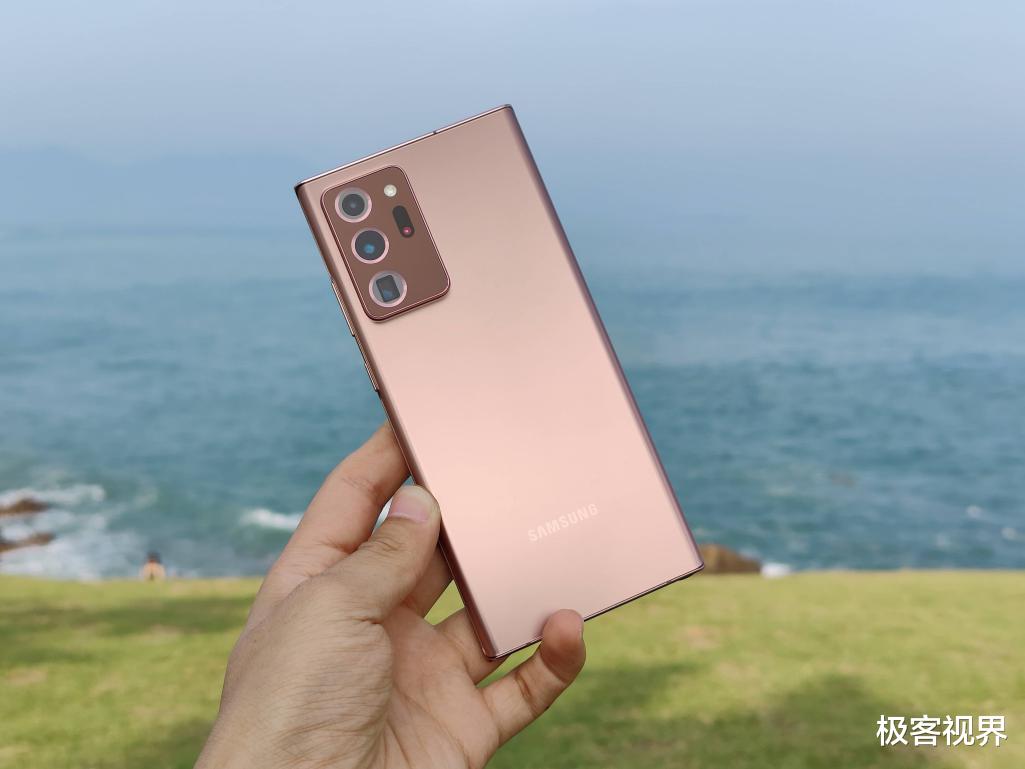 海信|这手机的成本是一部小米10,利润是一部小米10 Pro