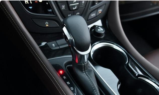 马力|260马力配9AT,8秒加速配四驱,21万起车主却叫屈:开不起