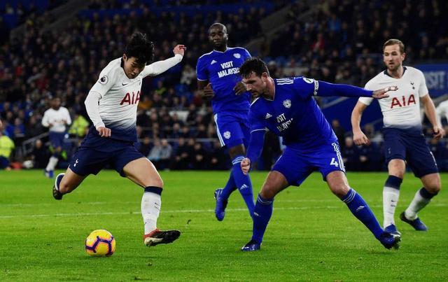 武磊：超越孙兴慜，武磊上榜终成亚洲一哥，球迷：我们真的很骄傲