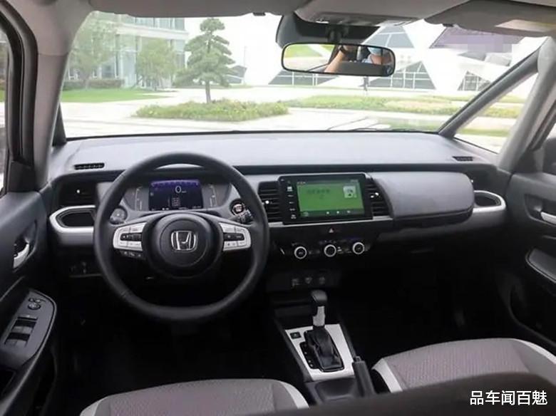 本田飞度■第四代飞度已开启预售,取消手动挡,标配液晶仪表,预售8.18万起