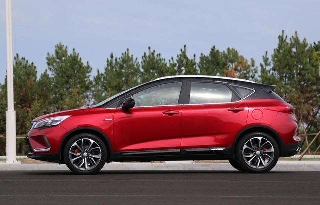 吉利帝豪■8万提辆吉利帝豪GS，行驶了2个月，车主表示有话要说