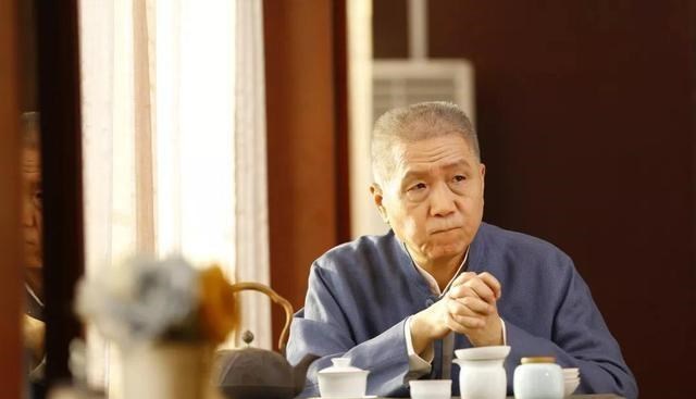 古董|10岁就学会收藏的王刚,误砸估价2亿的古董后,如何收场?