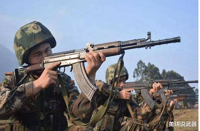 【自动步枪】国产最著名的4支步枪，有一支一不小心就成了经典，老兵抢着用