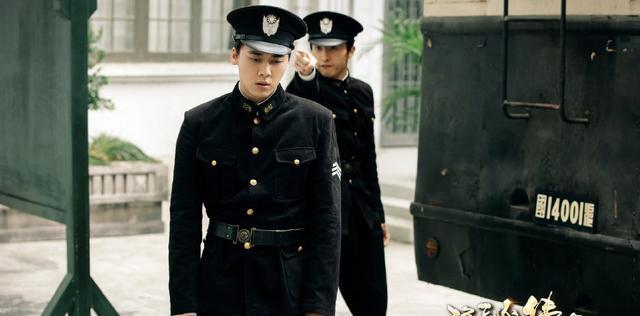 黄轩|《瞄准》刚收官，黄轩又有古装剧官宣开机，我却被王一博给吸引了