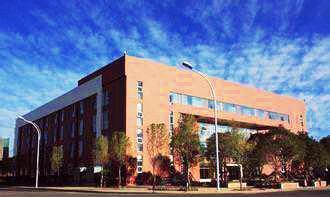 小姐姐|这4所省属医科大学，知名度低，学生却很好就业