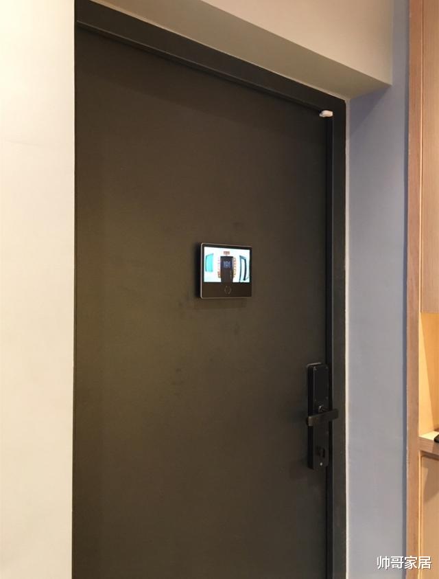 |晒晒我家超强玄关柜！一个转角前后多出三个柜子，看的邻居都羡慕