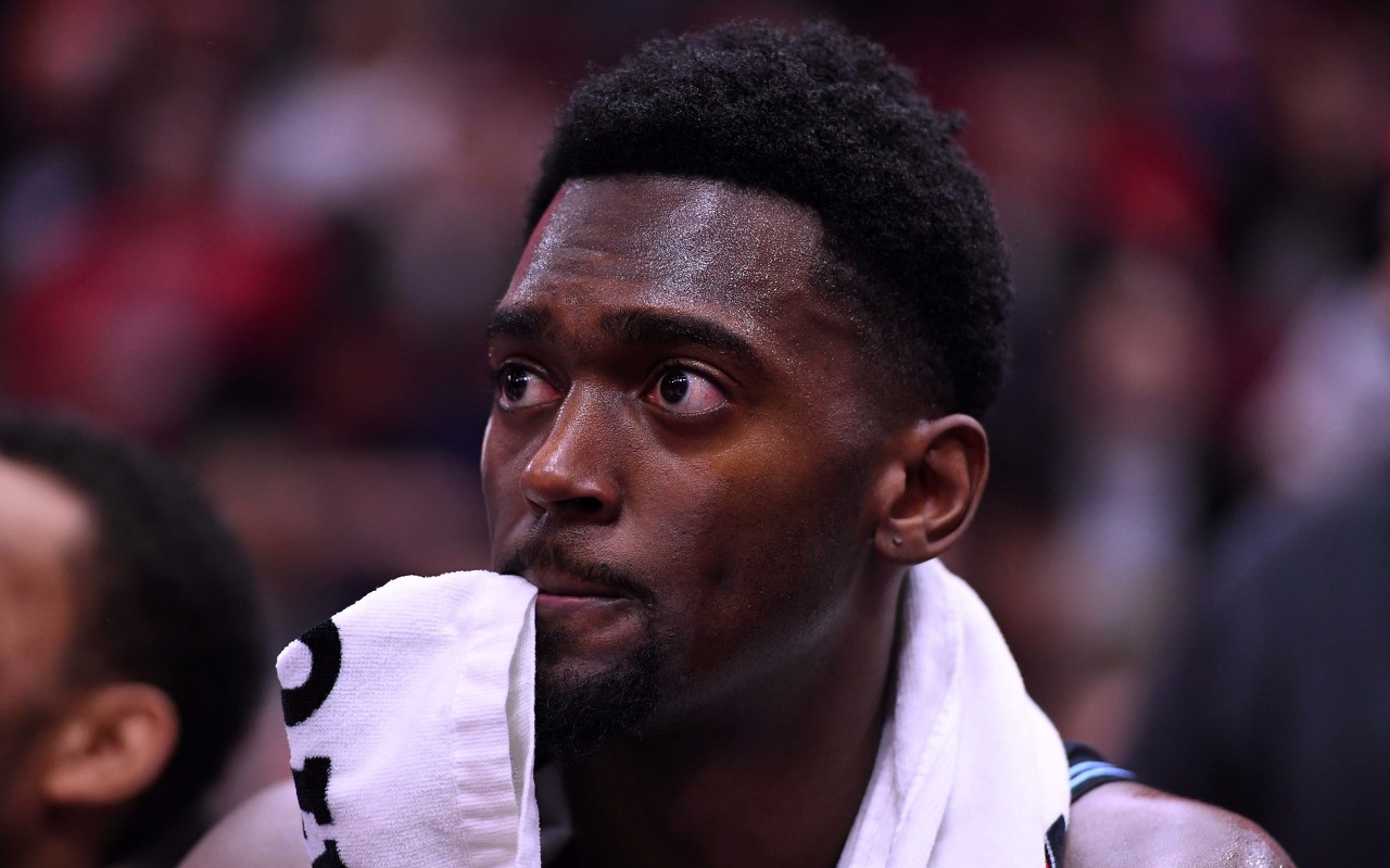 湖人队|2年3000万！湖人首位交易对象正式诞生，20+5后卫或与德罗赞互换