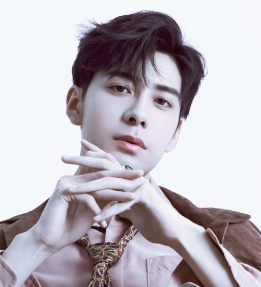 陈星旭|骗女友全家，伪装傻帅甜，这个娱乐圈恶毒男怎么还有千万粉啊